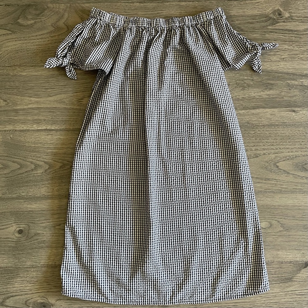 Off Shoulders Gingham Dress - Size S